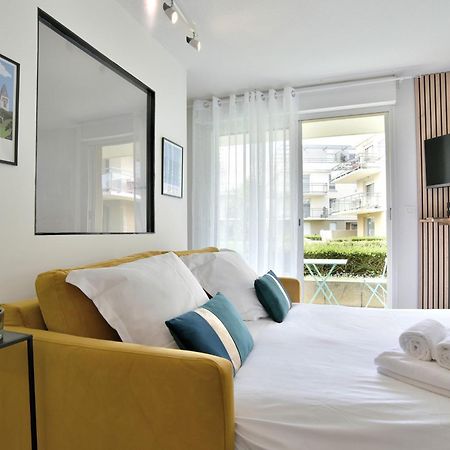 Escapade - Appartement Avec Jardin Et Parking Dinan Bagian luar foto