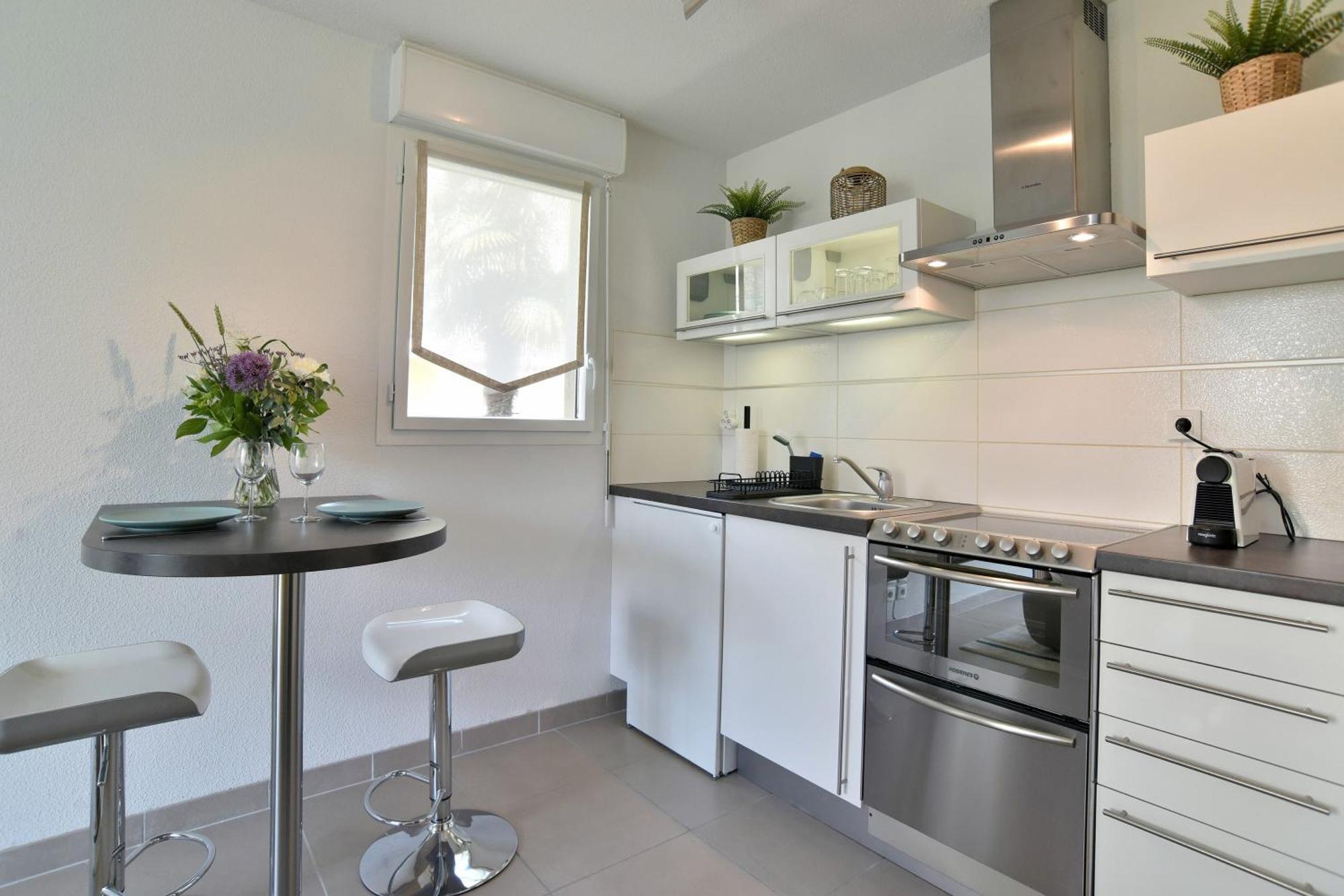 Escapade - Appartement Avec Jardin Et Parking Dinan Bagian luar foto